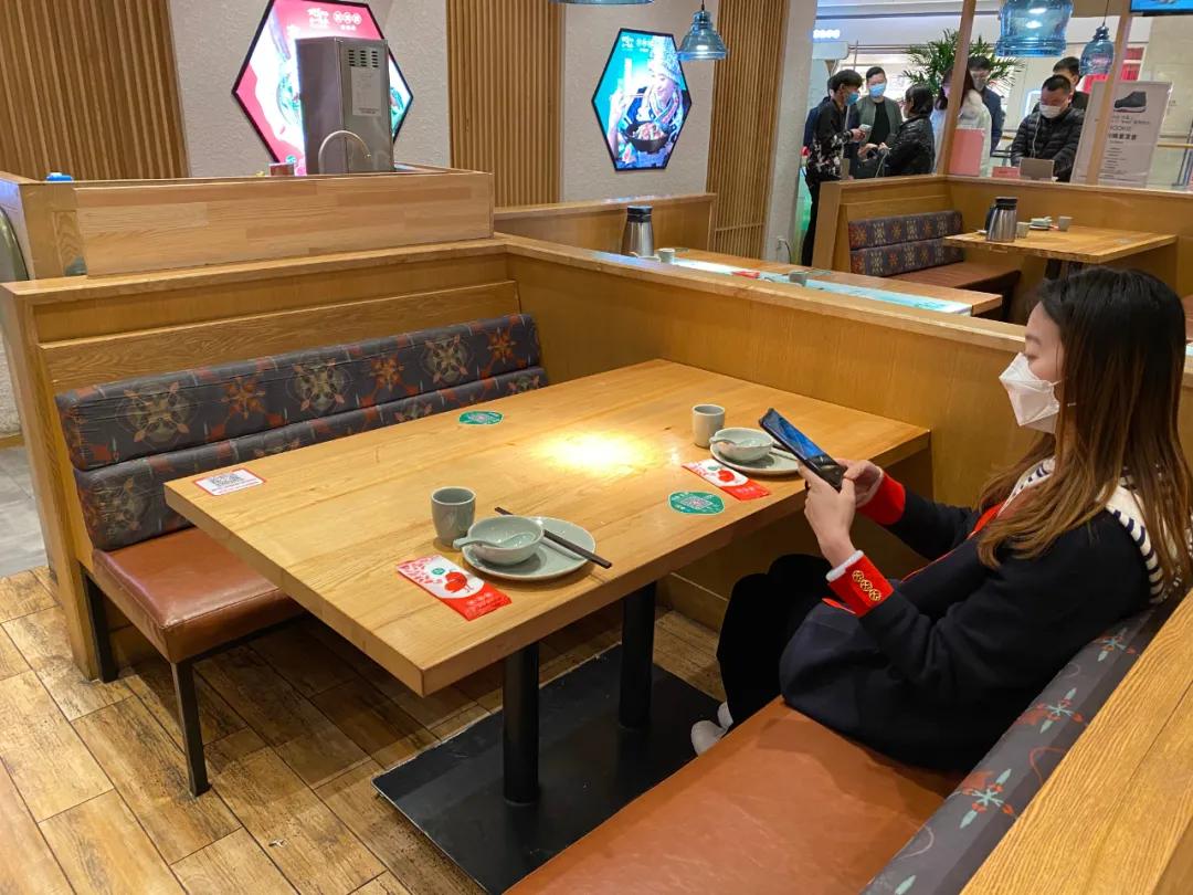 恢复堂食第一顿饭视频,恢复堂食第一天的感觉