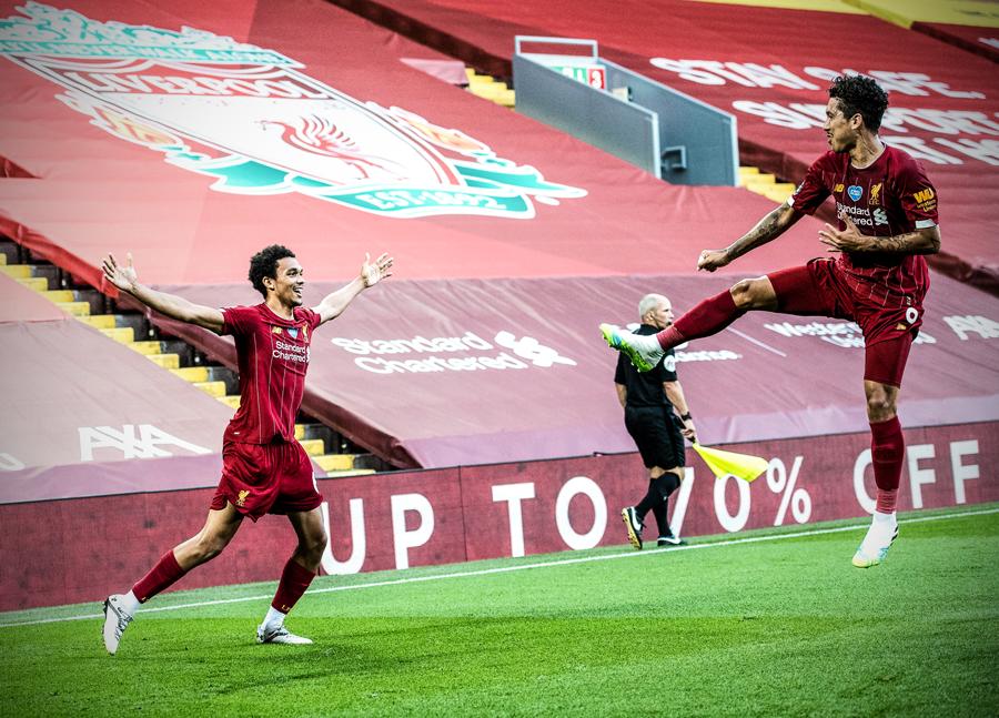 英超比赛球迷骂什么,英超比赛观众对骂