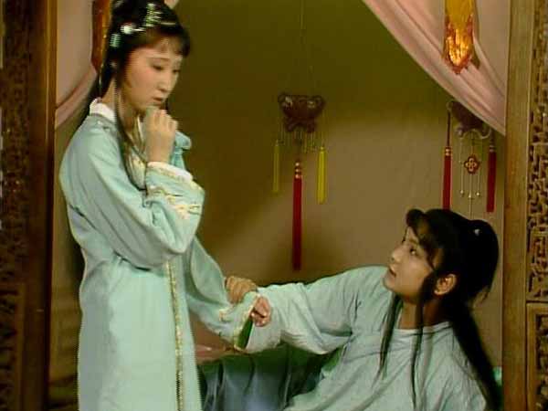 一段感情让你感觉忽远忽近,爱一个人对你忽冷忽热是为什么