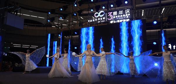 海南万宁华亚世贸欢乐城,周年庆遇上圣诞节