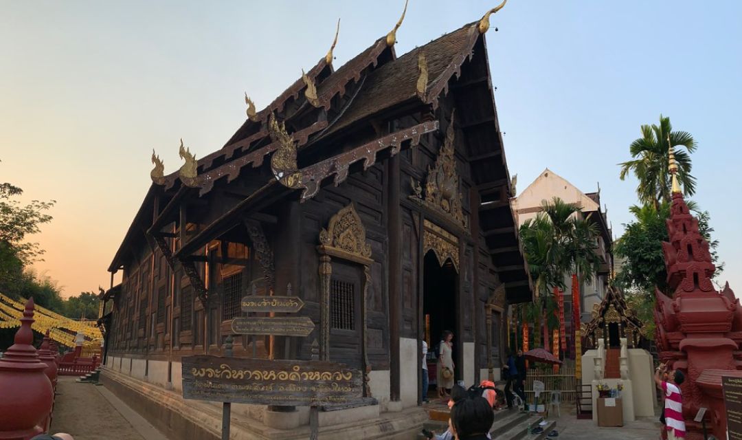 泰国泼水节和中国泼水节是同一天,泰国泼水节和傣族泼水节同一天吗