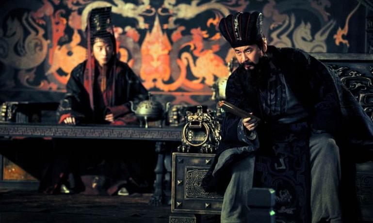 曹操为什么能被称为一代枭雄,曹操不愧为一代枭雄