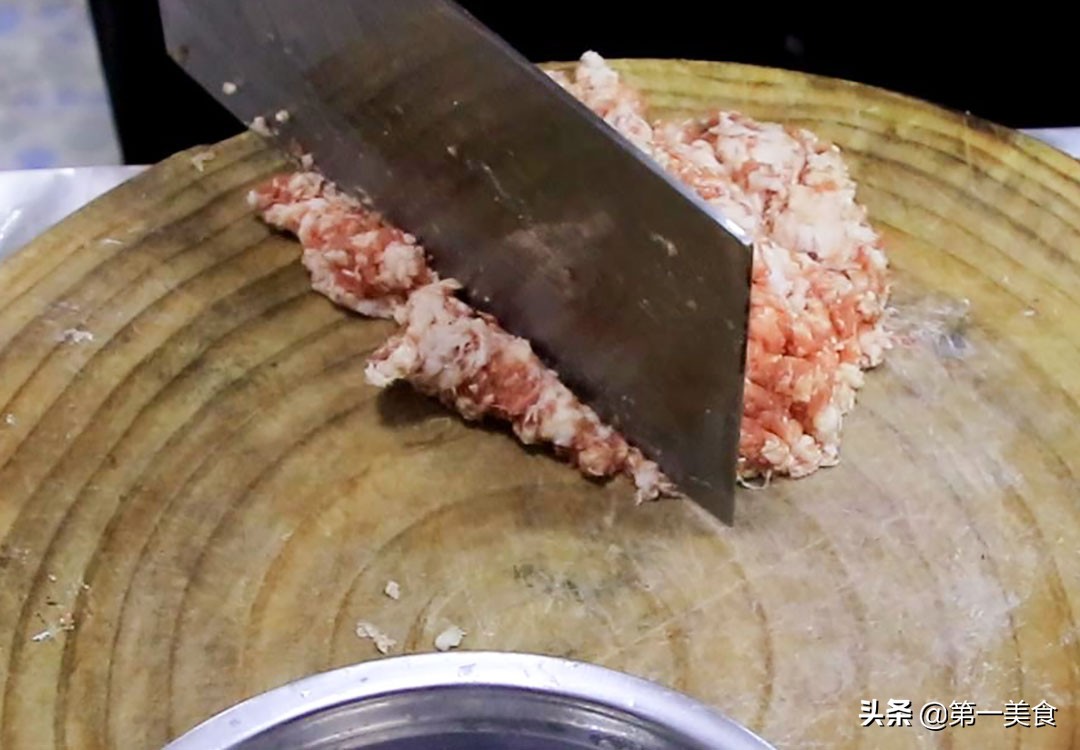 炸酱面最正宗的做法酱汁,这才是正宗做炸酱面的正确方法