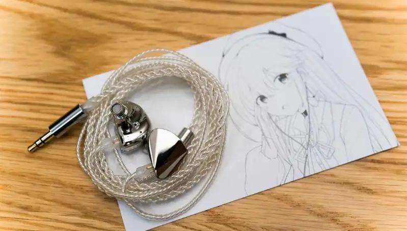 千元内耳机音质推荐,索尼爱立信耳机音质最好的型号