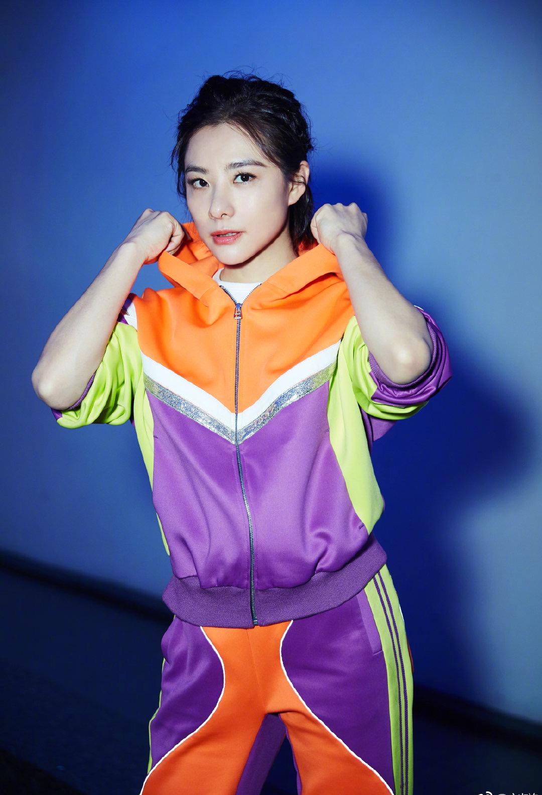 44岁体操皇后刘璇带儿子,44岁体操皇后刘璇再上平衡