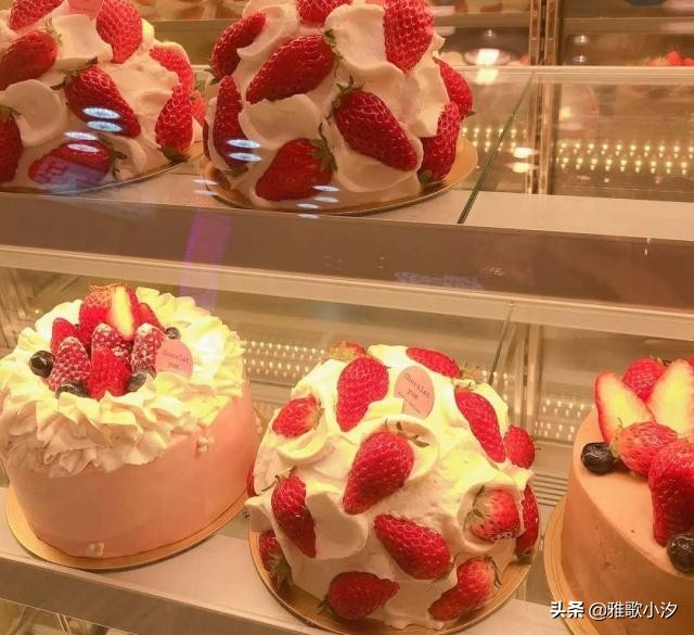 看了韩国的蛋糕橱窗,终于相信韩剧里不是骗人的,果然够“梦幻”