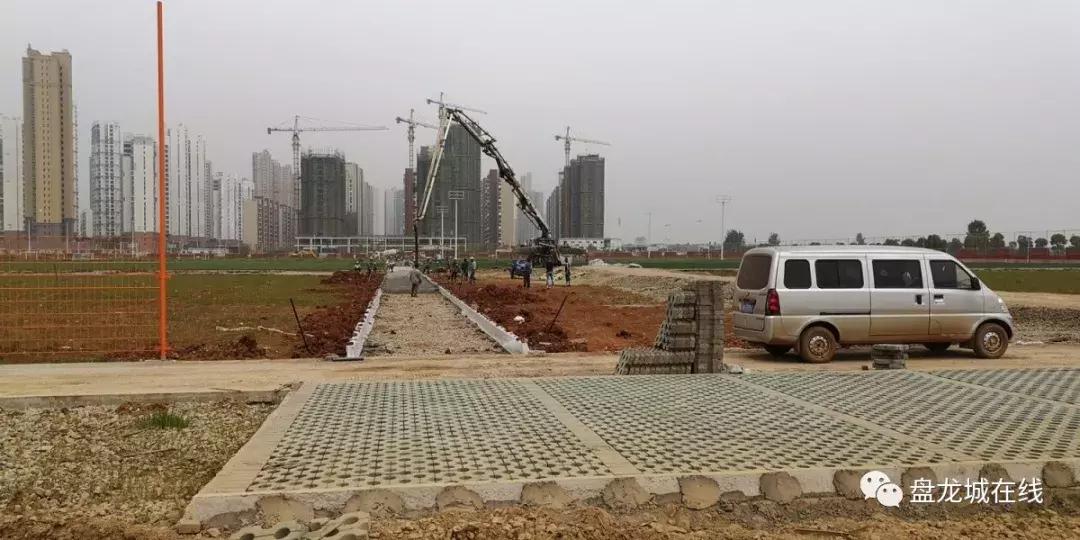 卓尔足球场建设进度,盘龙城卓尔足球学校