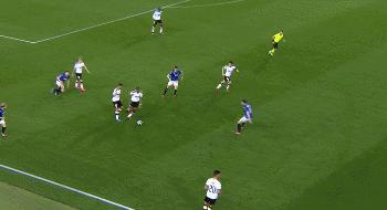 费兰托雷斯任意球破门,费兰托雷斯首秀表现