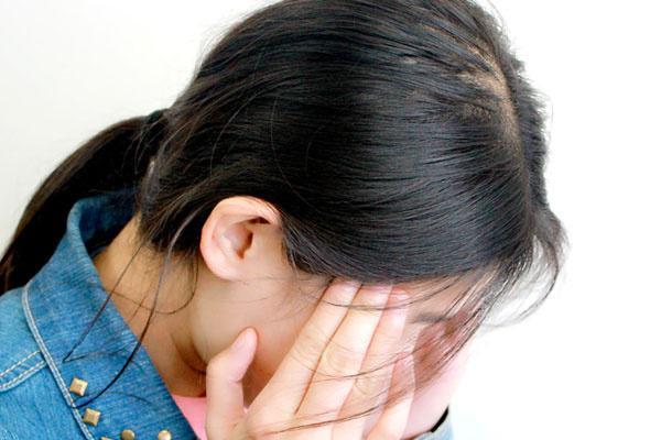 大姨妈老是迟到一个星期怎么办,这个月为什么大姨妈会迟到