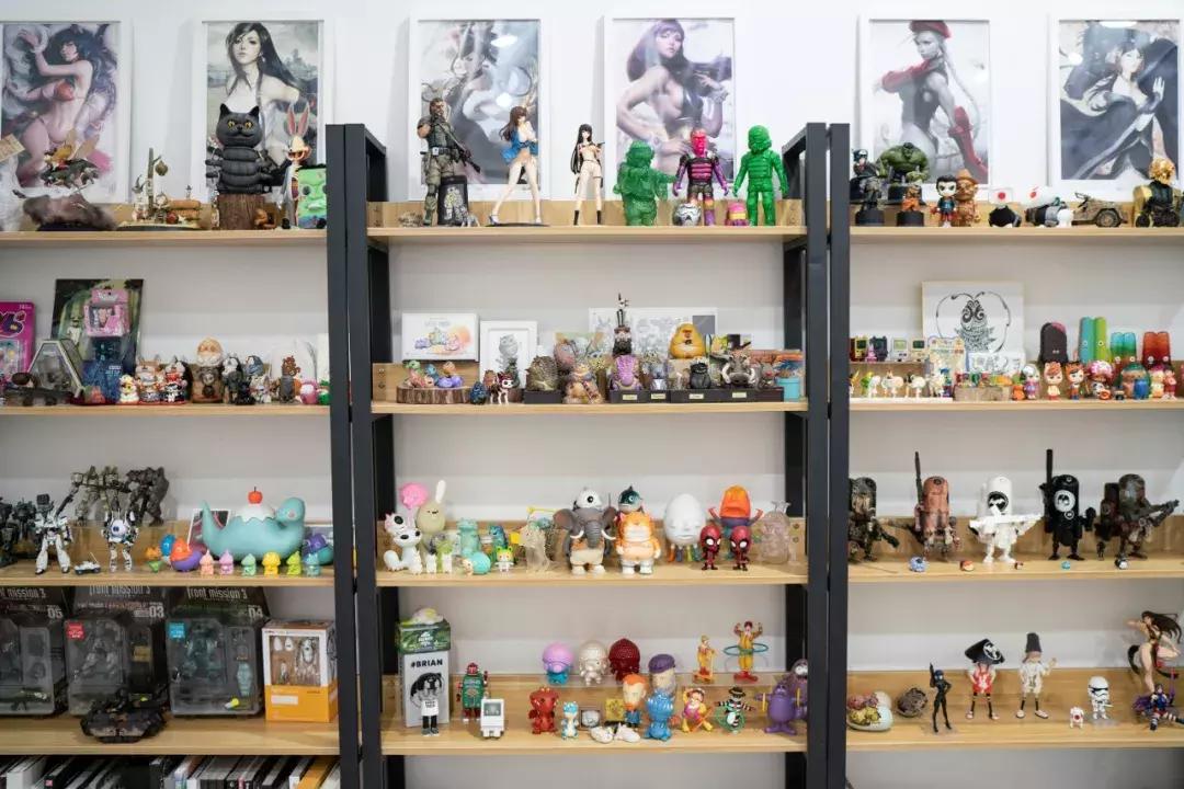 二次元一年挣1001亿,二次元收入多少钱