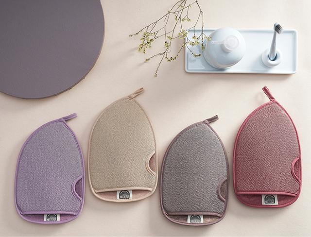 三伏天洗澡时,该不该用力搓泥灰?建议大家这样做,干净且卫生