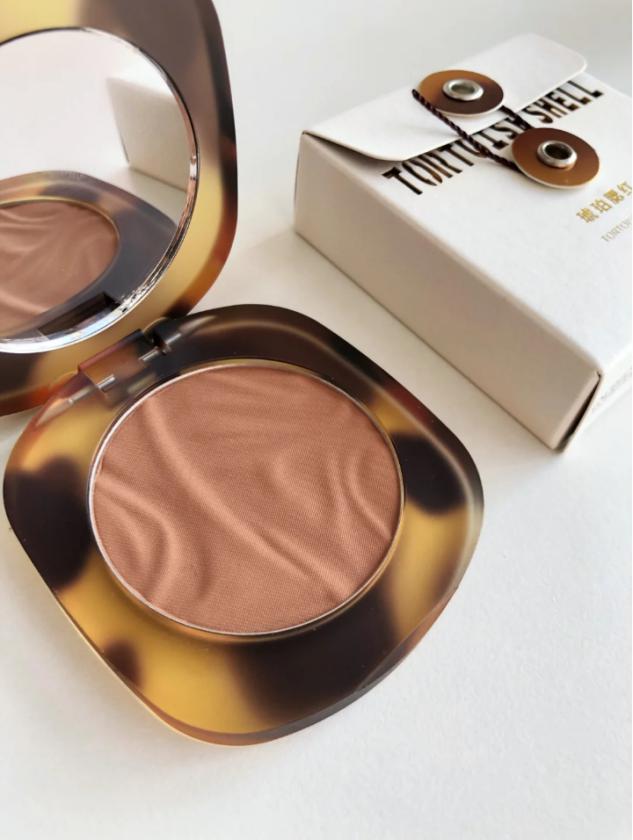 如何用腮红提升脸部线条显年轻,如何拥有迷人的腮红