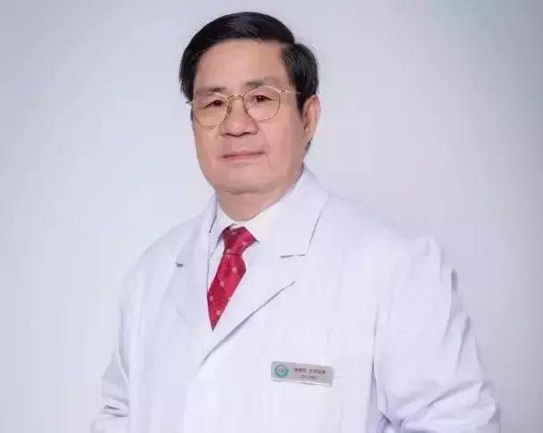 驼背腰直不起来怎么锻炼,驼背圆肩没气质一招教你变挺拔