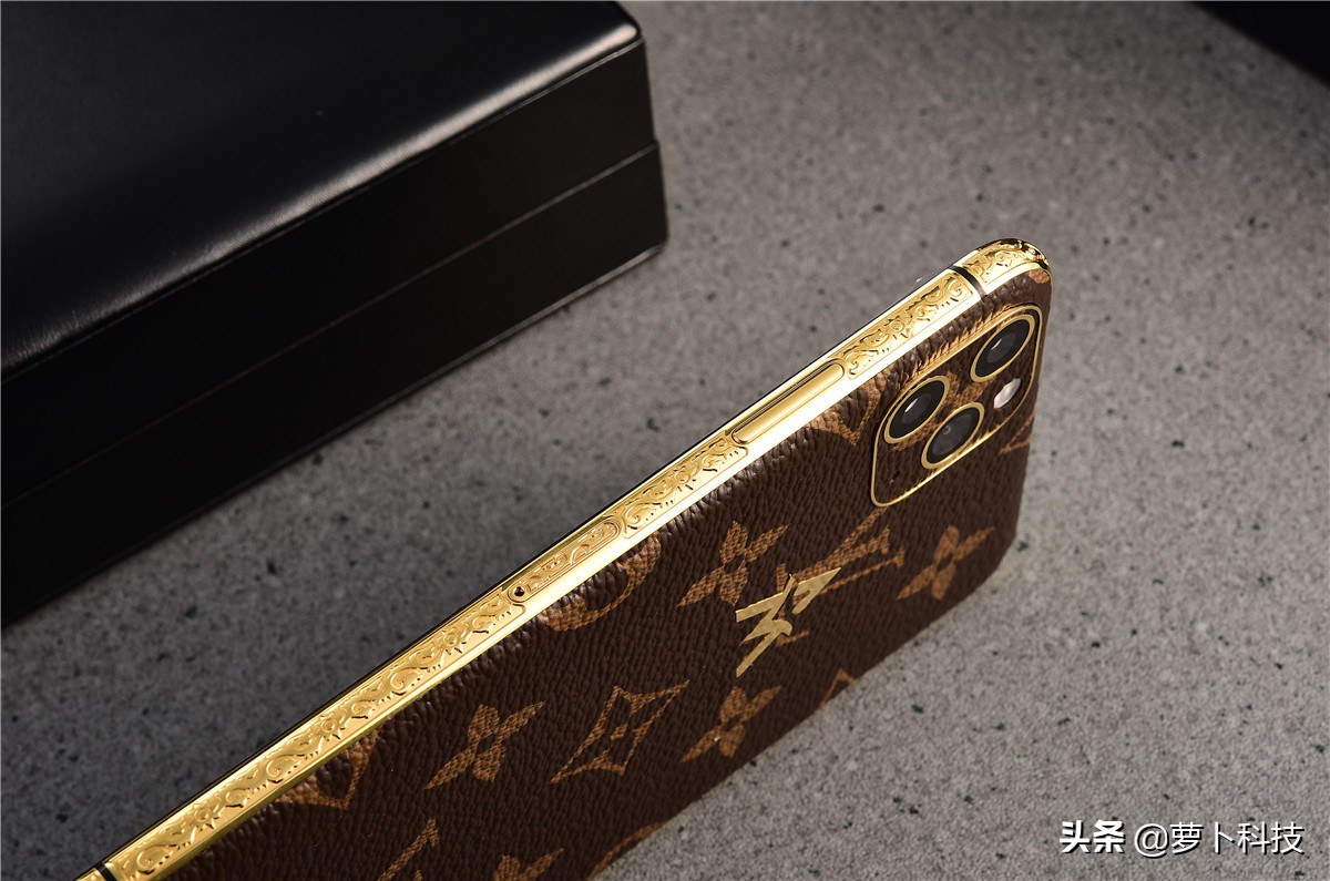 苹果联名lv,联名lv和supreme