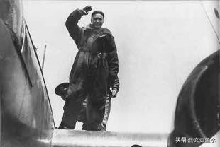 中国空军八壮士轰炸日本九州,精神*弹炸**胜航空*弹炸**