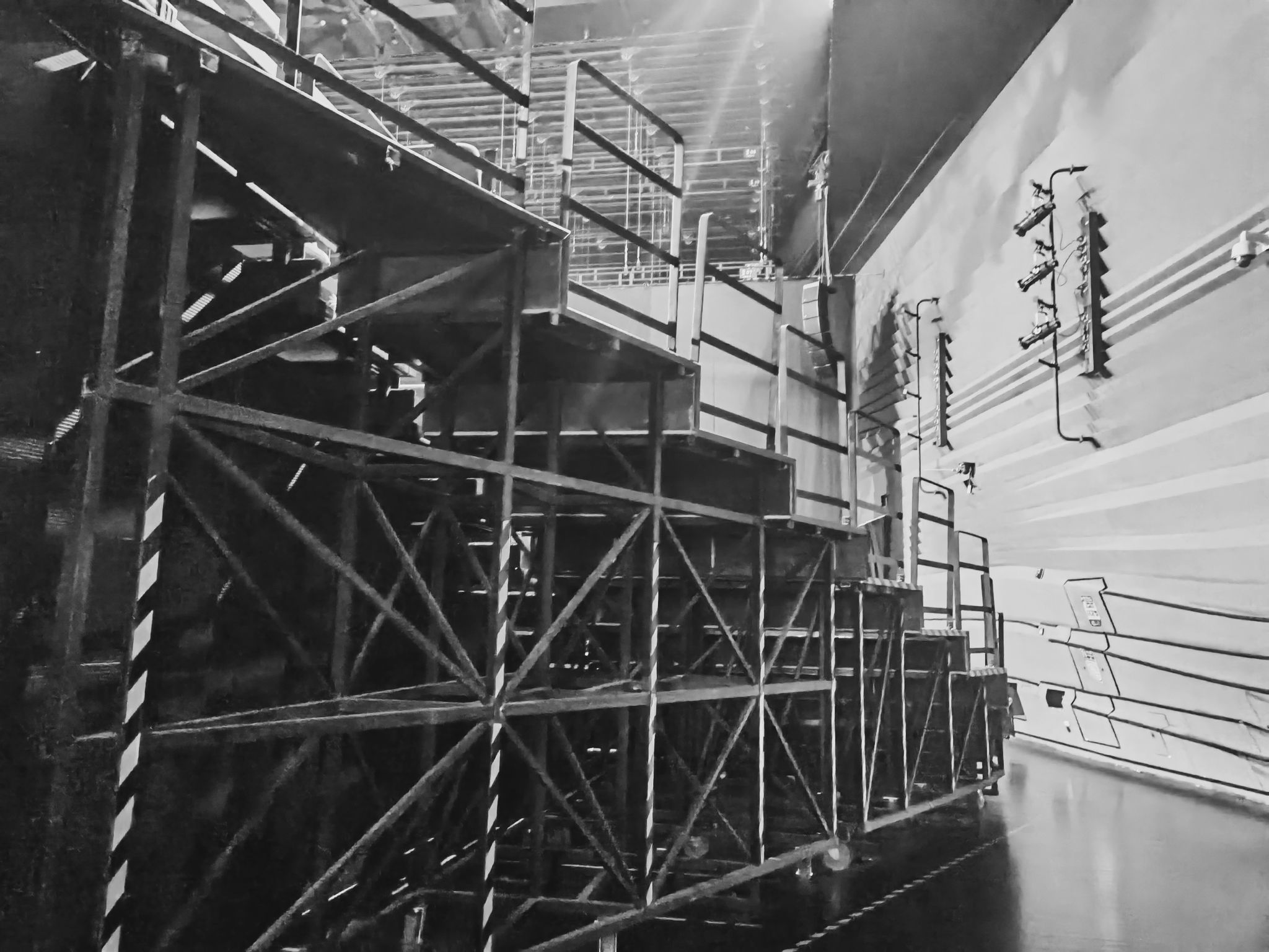 舞夜漫谈|花钱去剧院看VCR,这票价不值