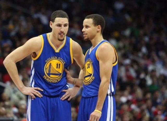 16年骑士夺冠詹皇跪地痛哭,16年骑士夺冠总决赛抢七全程