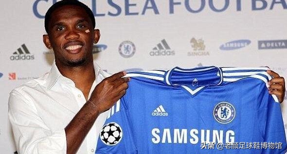 自称梅西曾辅佐他踢球，世界杯打假球贪得无厌头像被球迷印上美元