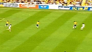 巴西足球天才巨星视频,巴西足球巨星小罗图片