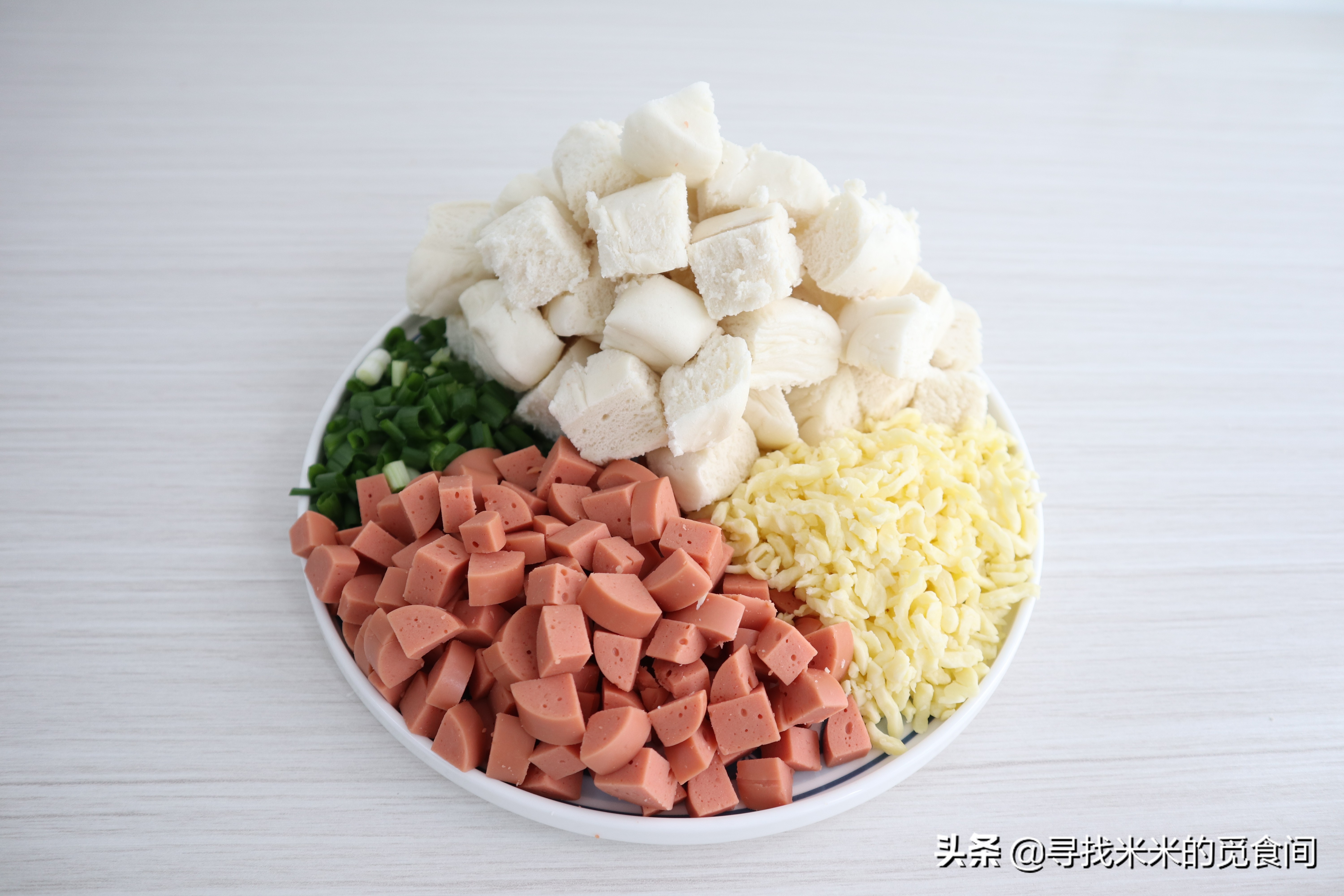 烤馒头怎么做好吃又简单,自制有模有样的奶香烤馒头