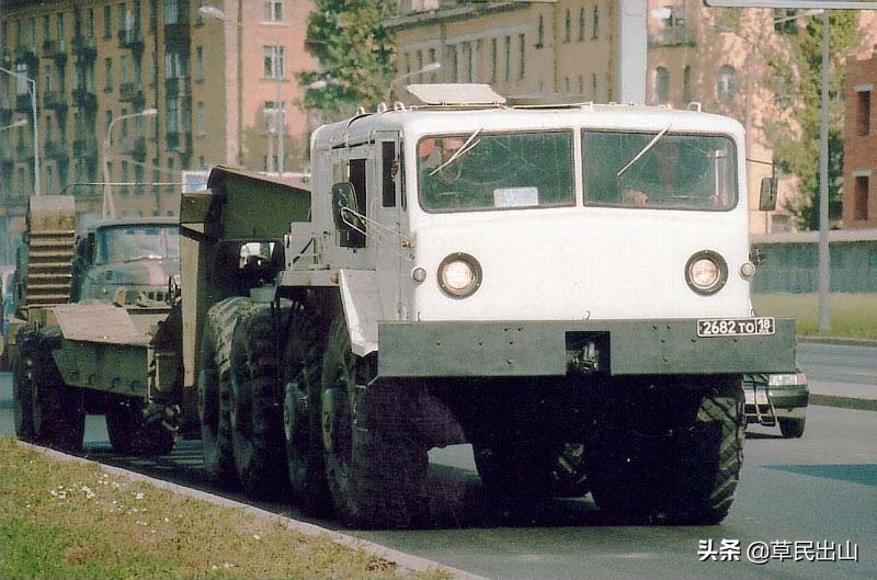 寻找男人的世界——再次追忆红色帝国的*力暴**美学之六