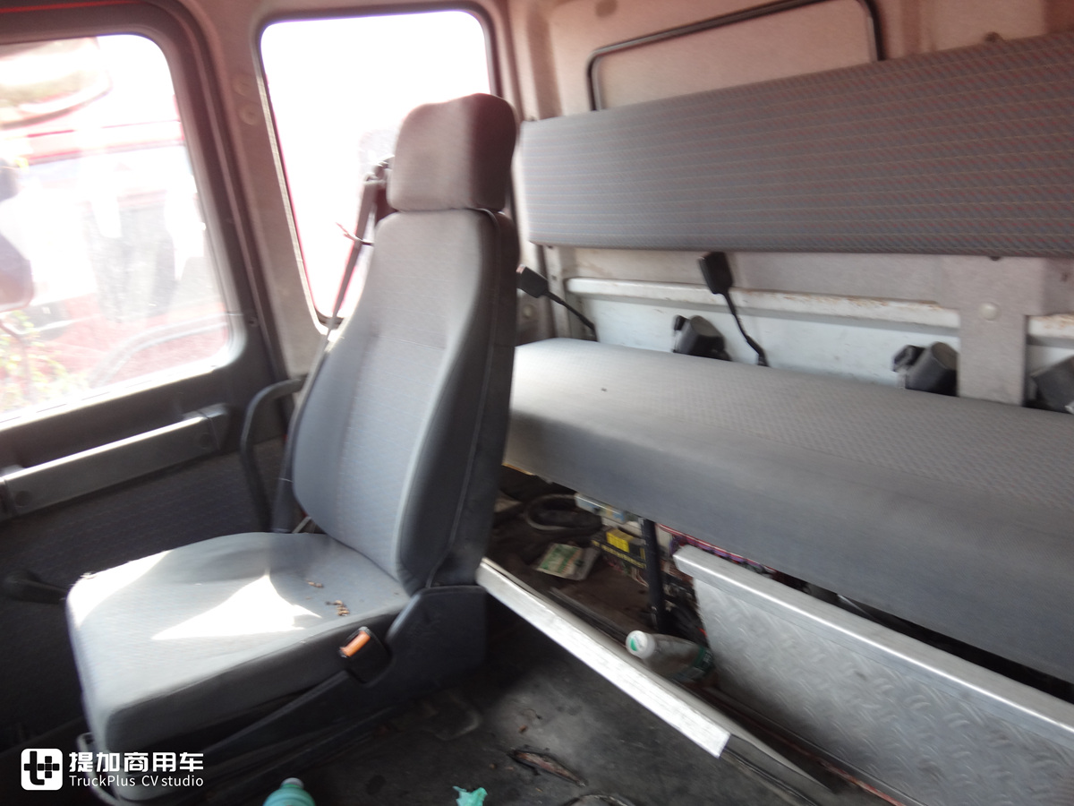 斯太尔消防车老款,中国斯太尔军用消防车图片