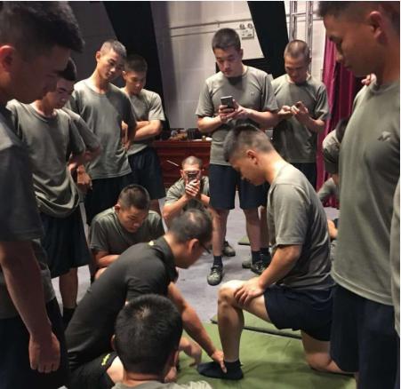 中国队军装,中国军队军服最好看