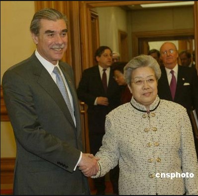 缇庡浗鍟嗗姟閮ㄥ崱娲涙柉鍙ら搧闆锋柉,缇庡浗鍓嶅晢鍔￠儴闀垮彜閾侀浄鏂殑鏁呬簨