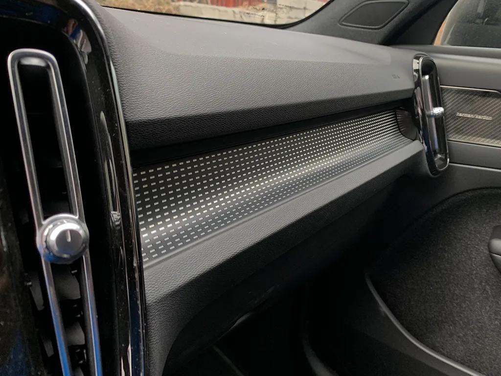 最新沃尔沃xc40试驾视频,深度试驾沃尔沃xc40最低配