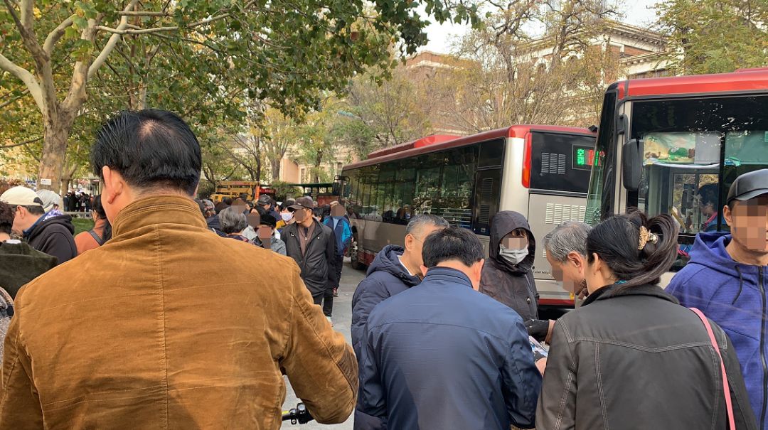 在中心公园，你的终身大事，就值30块钱