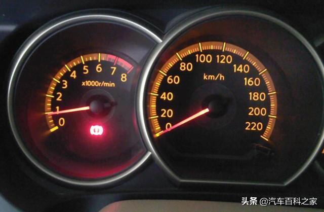 汽车怠速有时偏低有时正常怎么办,汽车怠速偏低抖动什么原因