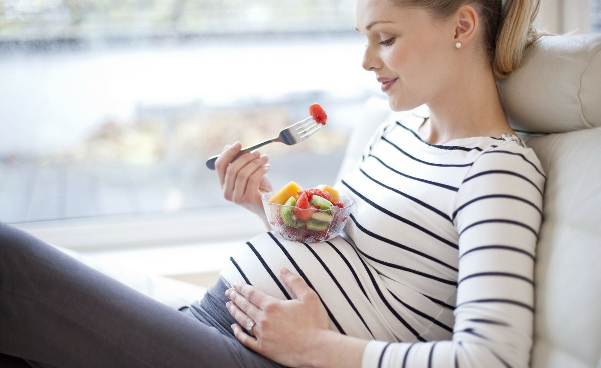 缓解孕早期孕吐的有效方法,怀孕初期缓解孕吐的有效方法