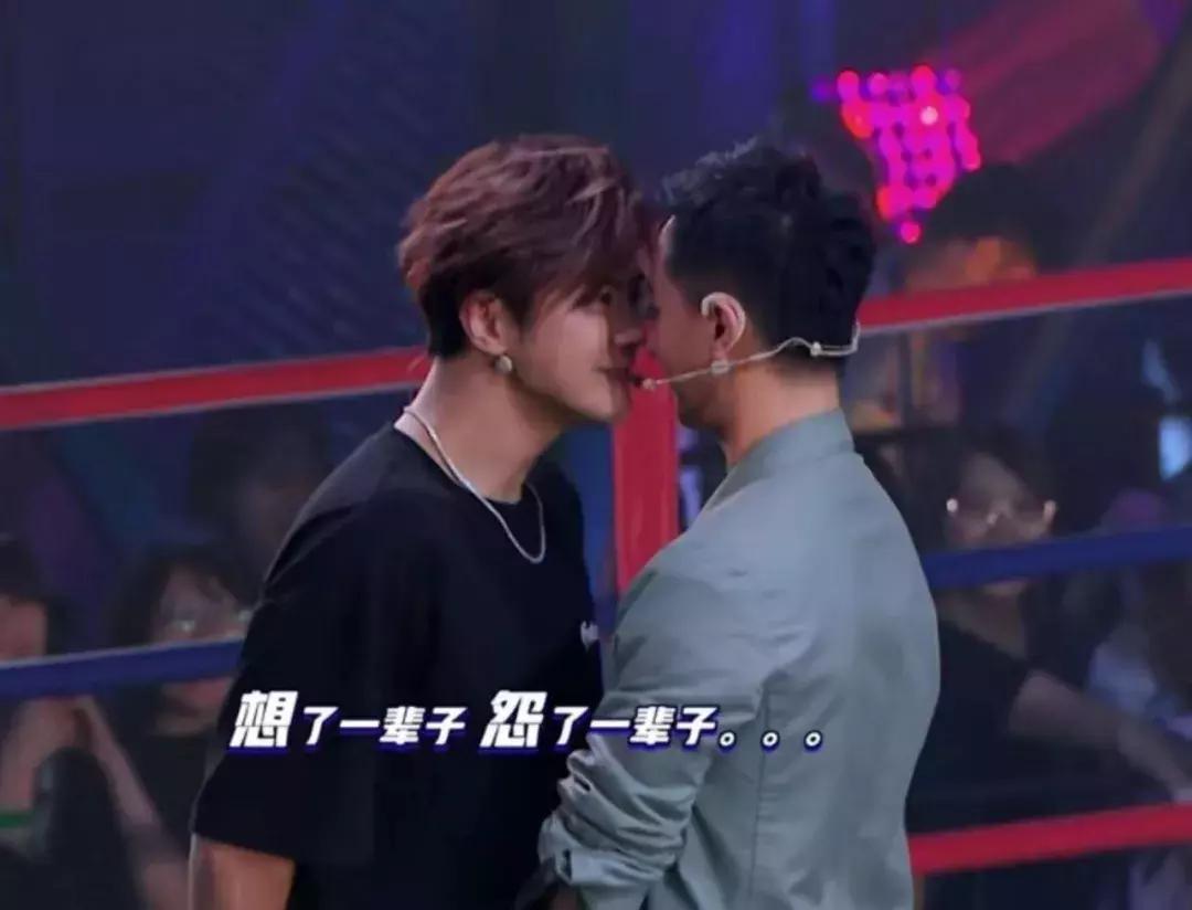 《街舞2》罗志祥队“樱花舞”和韩庚队“古风舞”,谁更胜一筹?