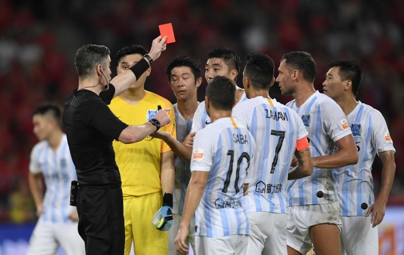 中超新一轮名场面,中超奇葩一幕完整版视频