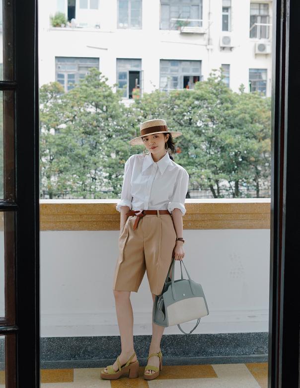 三木卡其半身裙,三木卡其色系的穿搭