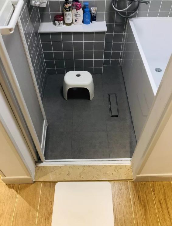 老公不听劝，给厕所“1分为3”！完工才知太好用