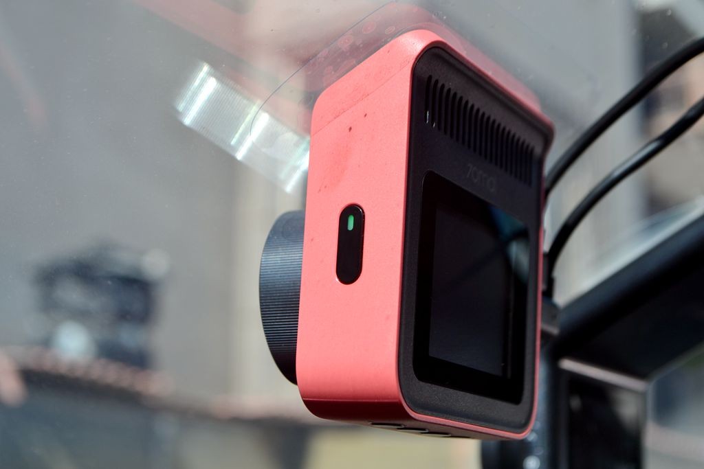 一百多行车记录仪高性价比,行车记录仪900多块钱有必要吗