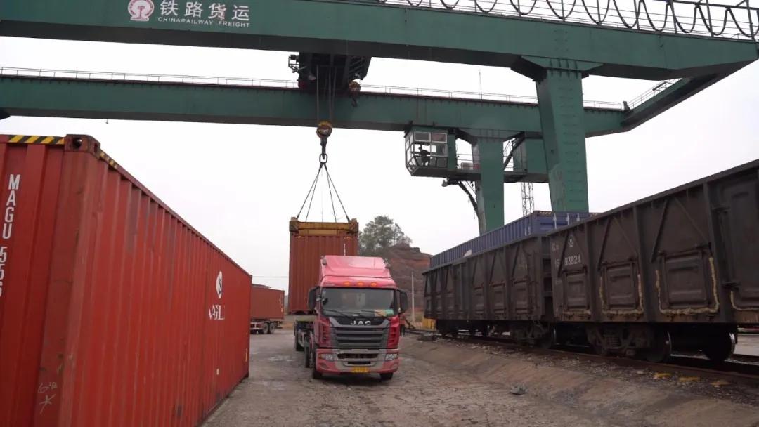 做炸鸡造轮胎干基建我们都能为您提供支持