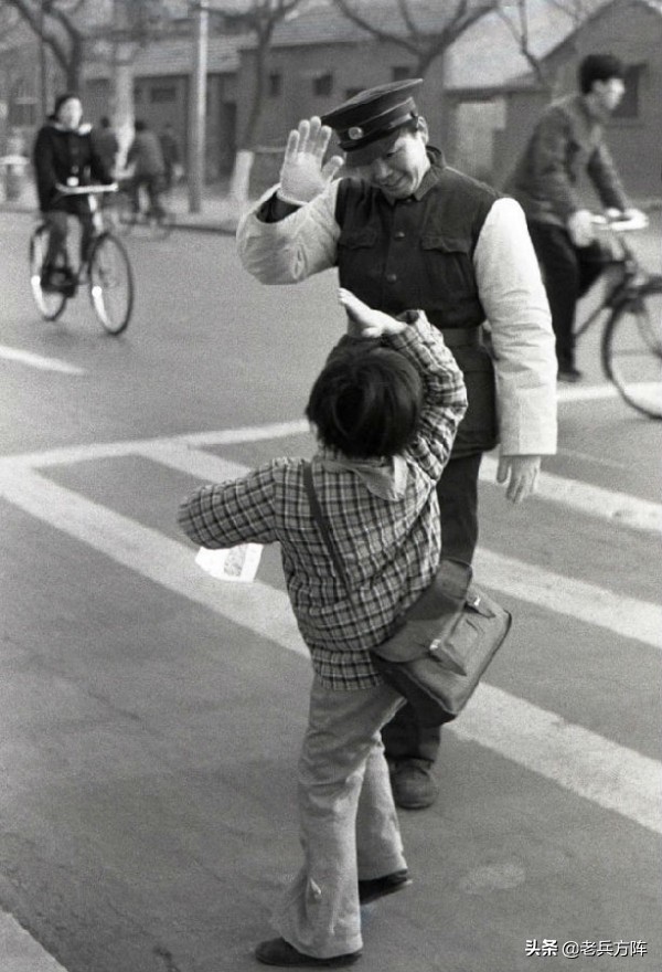 八十年代北京民情生活写实，健美裤开始流行