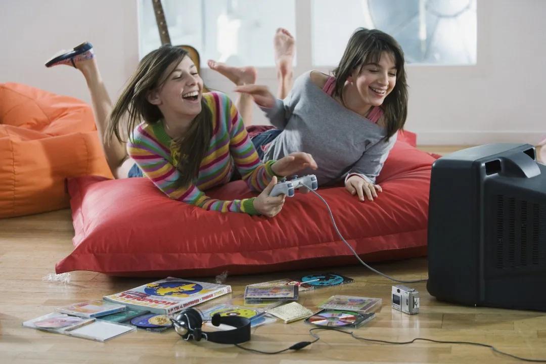 直男最后被谁占领,直男最后的求生欲