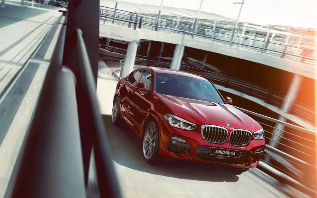 情怀奔驰最值得入手的是哪款,不考虑价格奔驰哪款车好