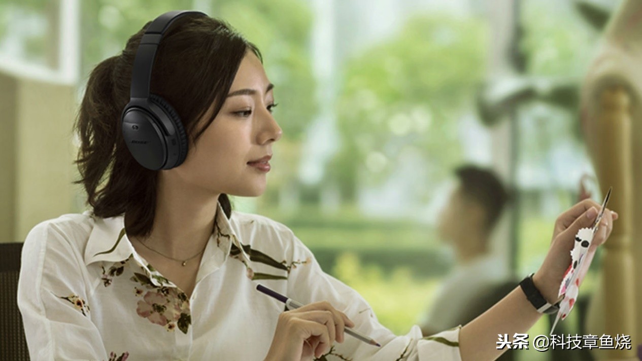 换了个更贵的耳机反而听不见脚步,换一个好的耳机值得吗