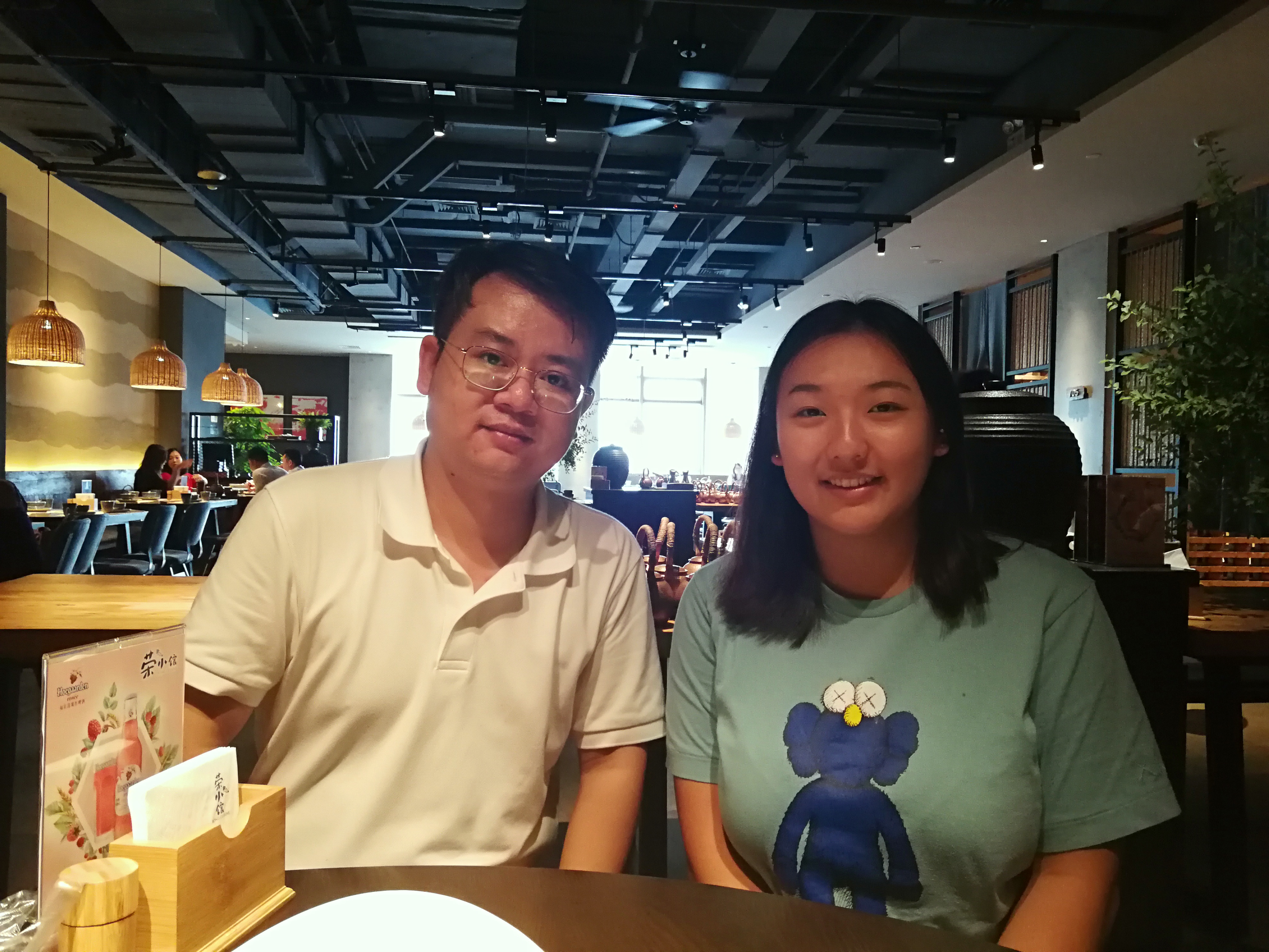 何老师采访视频,何老师采访片段