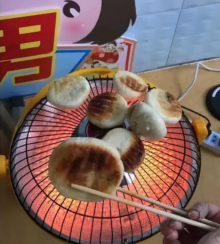 大学生宿舍查出违规用品,高校宿舍违规用品