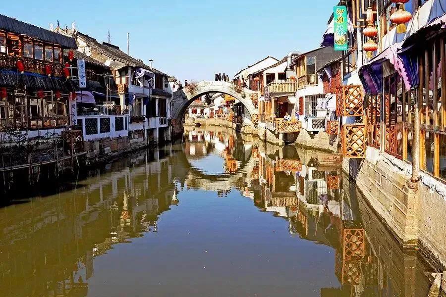 上海地铁沿线景点全部免费,上海地铁11号线上海赛车场