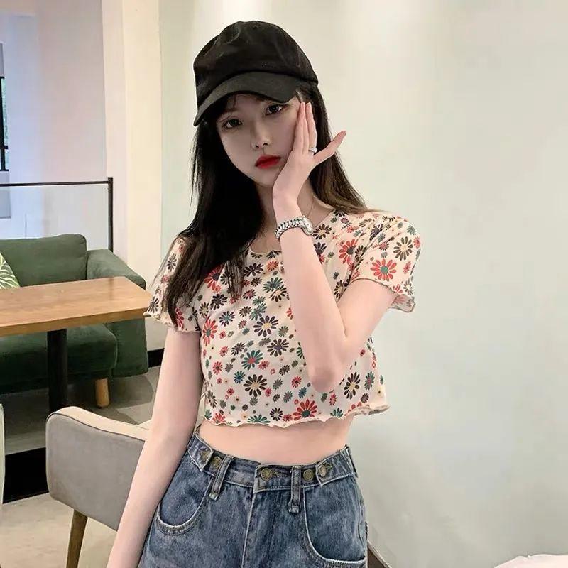 买百搭的衣服不撞款的t恤,春夏最值得穿的t恤