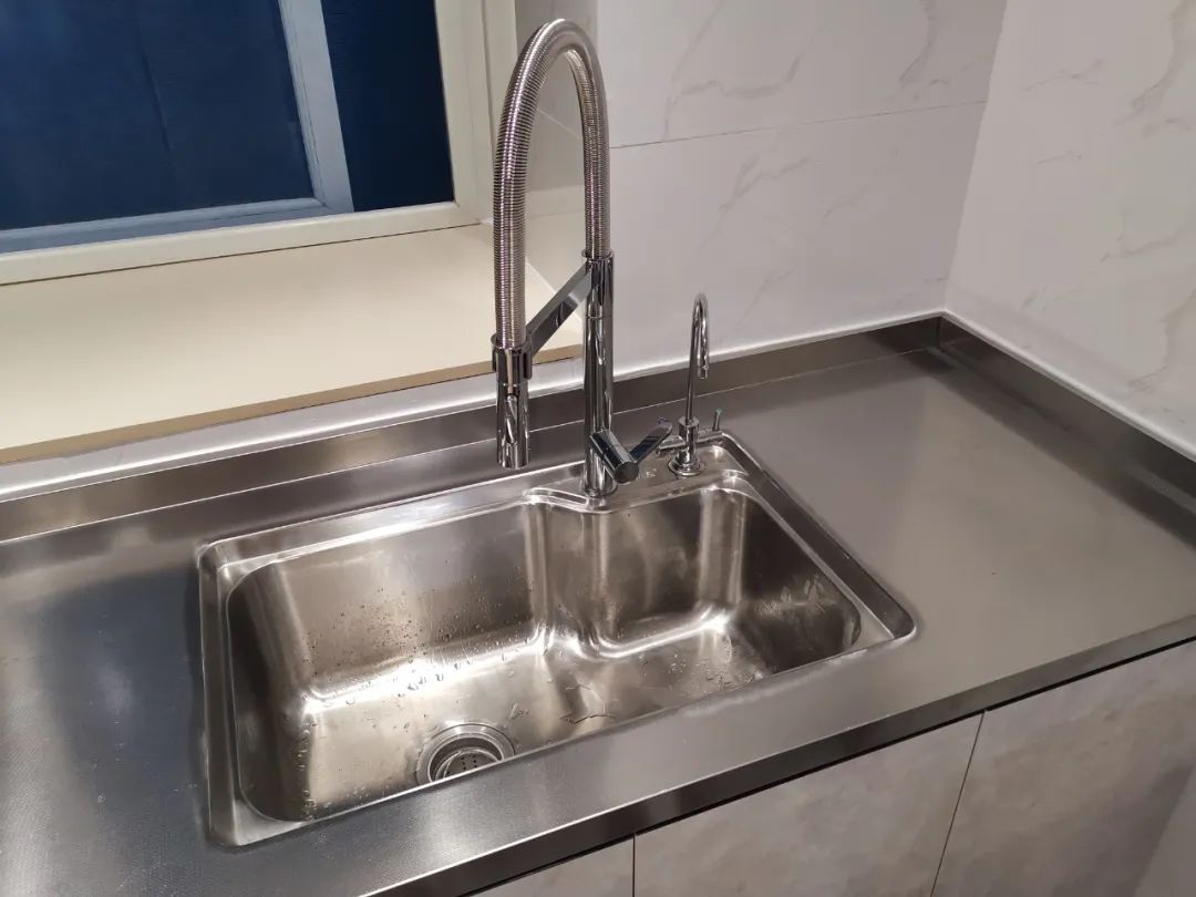 老破小厨房改造翻新方案,100元小户型厨房改造