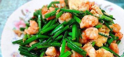 韭菜炒鸡蛋家常做法第一美食,韭菜鸡蛋虾仁饺子馅家常做法视频