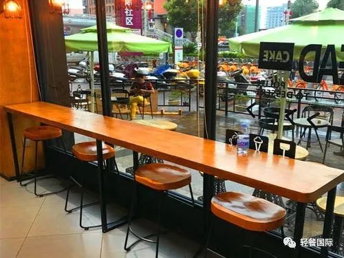 奶茶店如何打造网红产品,奶茶店里该如何正确的来营销奶茶