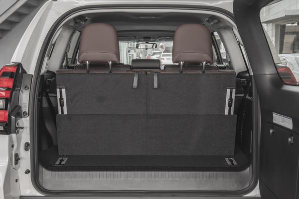 普拉多27的发动机动力参数,丰田普拉多3.5和4.0都是六缸